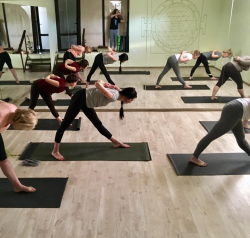 YOGA • POINT - перша рівненська йога-студія Олександри Коблової - Ровно, Йога